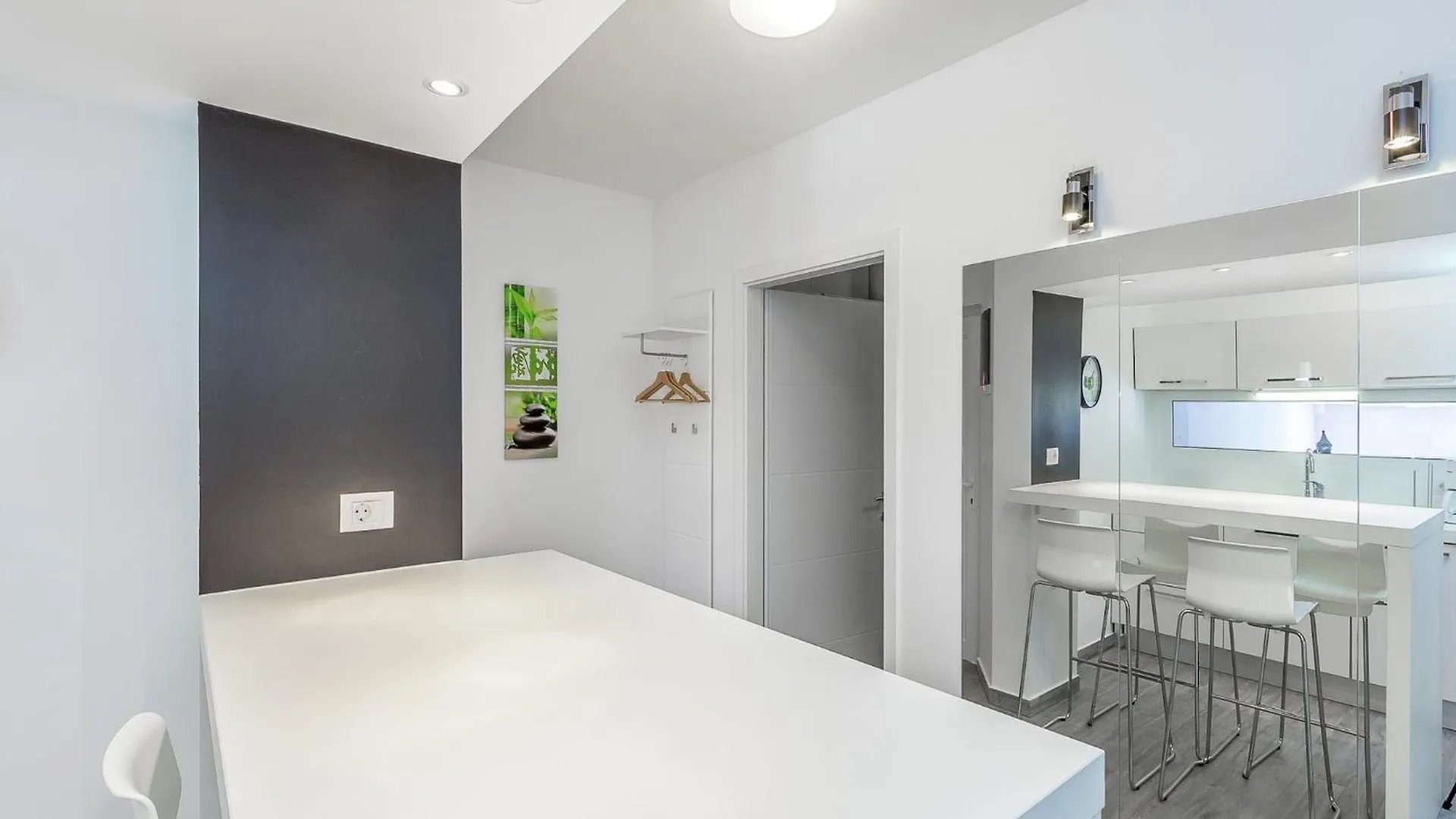 Modern Holiday Home With Pool And Bubble Bath Pula